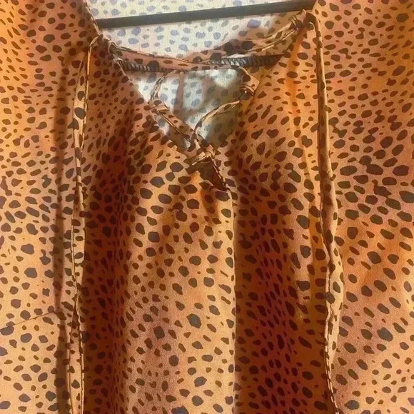 Copper & Black Hi Lo V neck long sleeves NWOT women’s size large - Picture 3 of 7